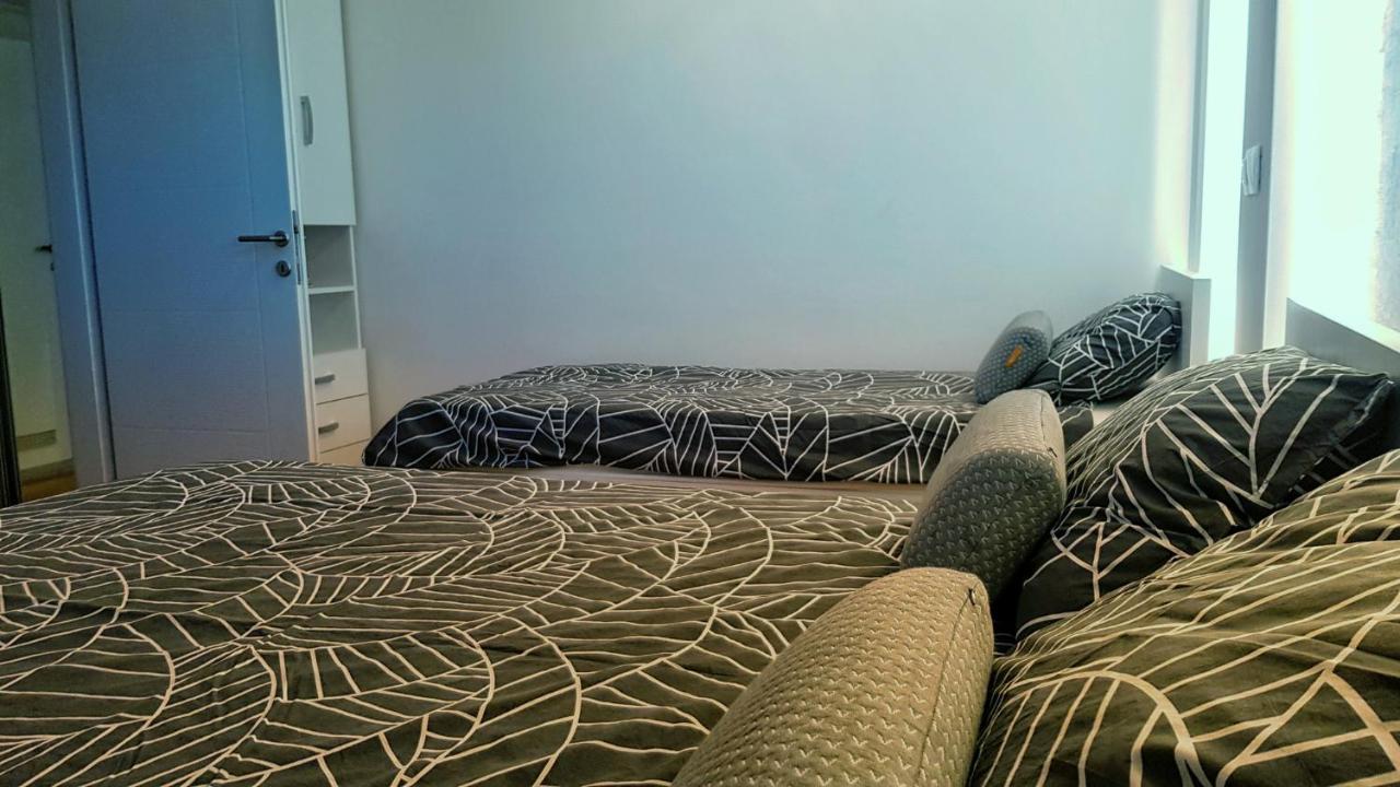 מוסטר Sun Valley Apartments מראה חיצוני תמונה